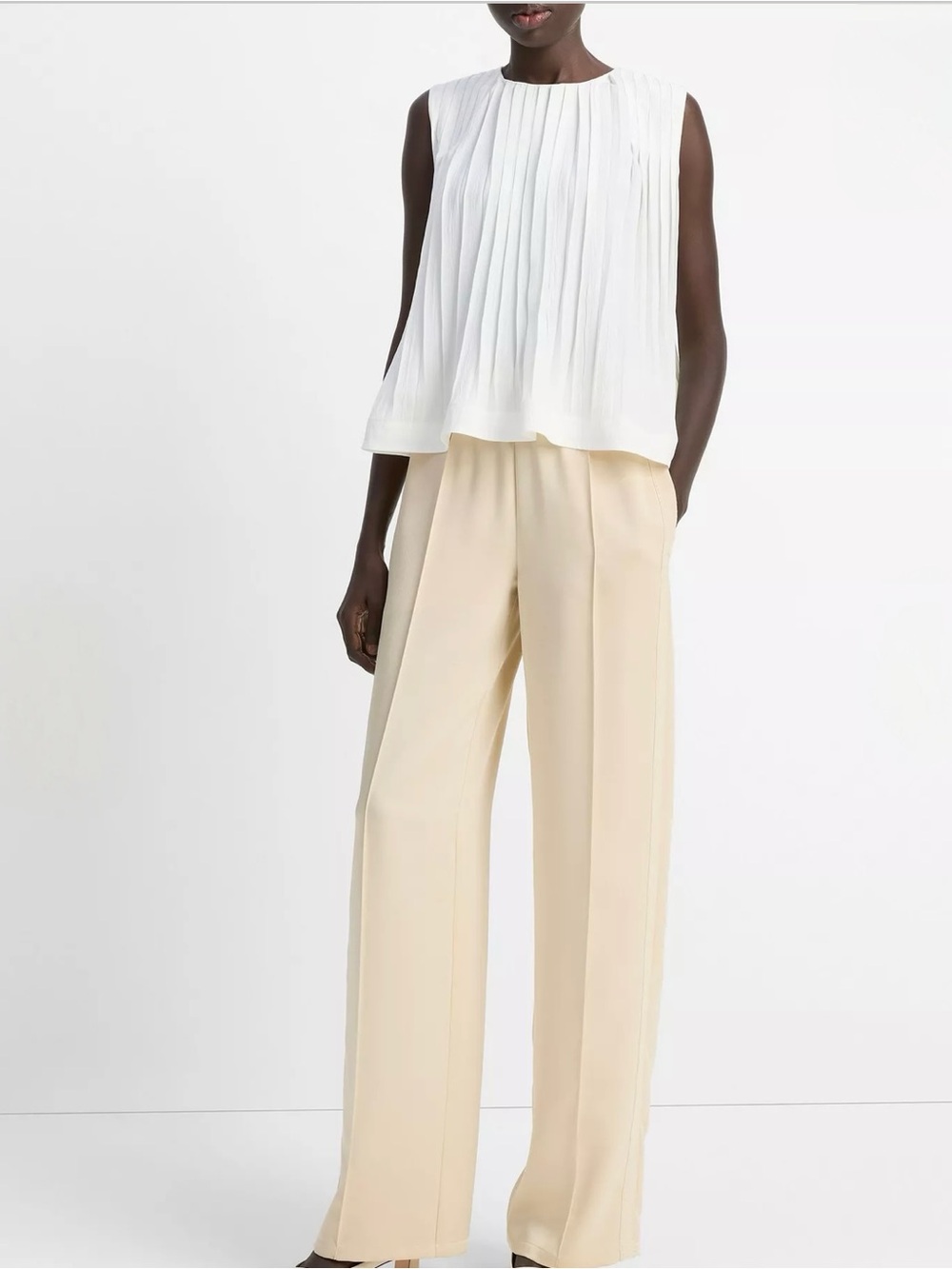 Vince Wide Leg Pull On Pant in Pale Canyon Crepe XS